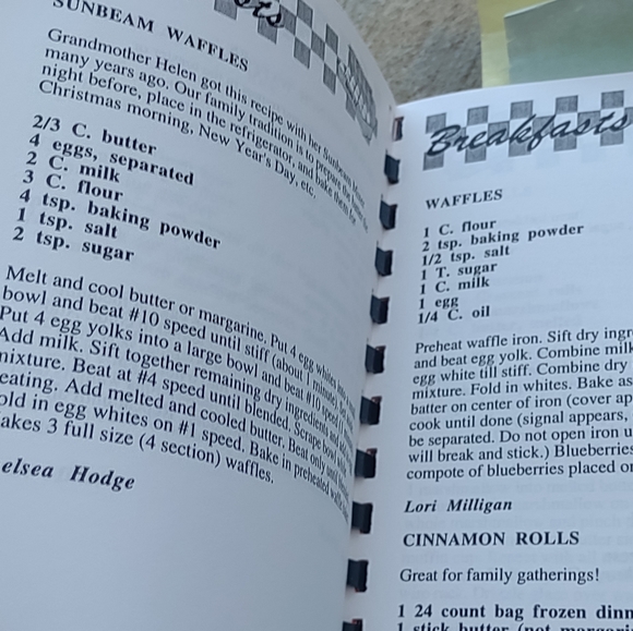 Vintage Cook book - Picture 4 of 9